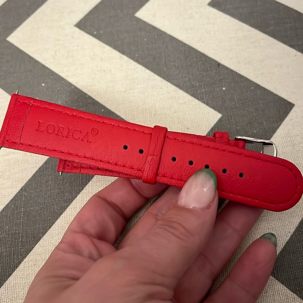 Lorica Strap